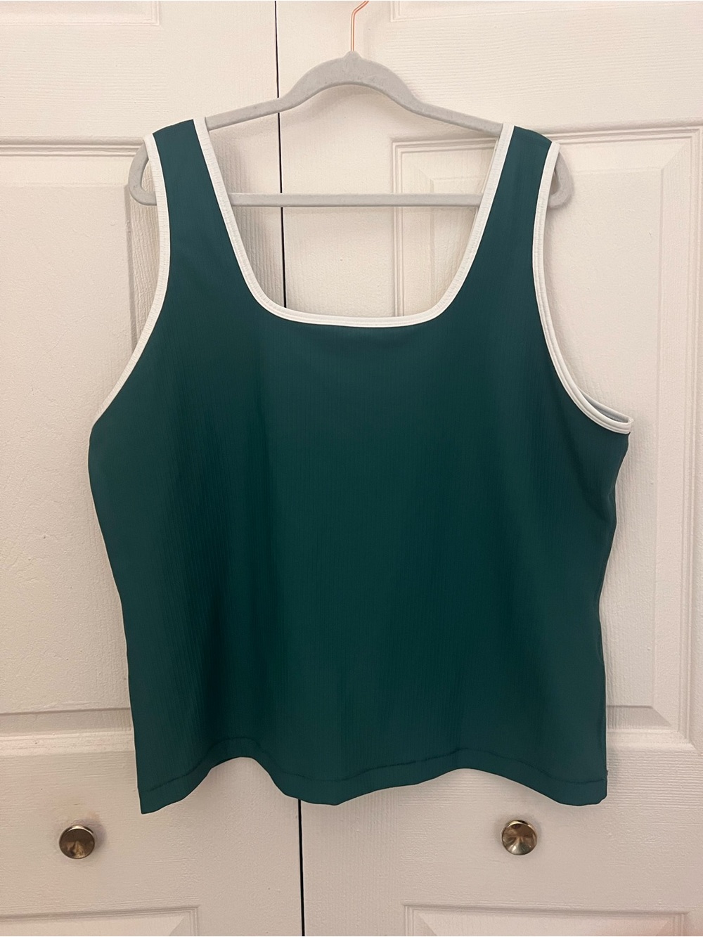 Ideology XXL Teal Crop Tank Top with White Trim